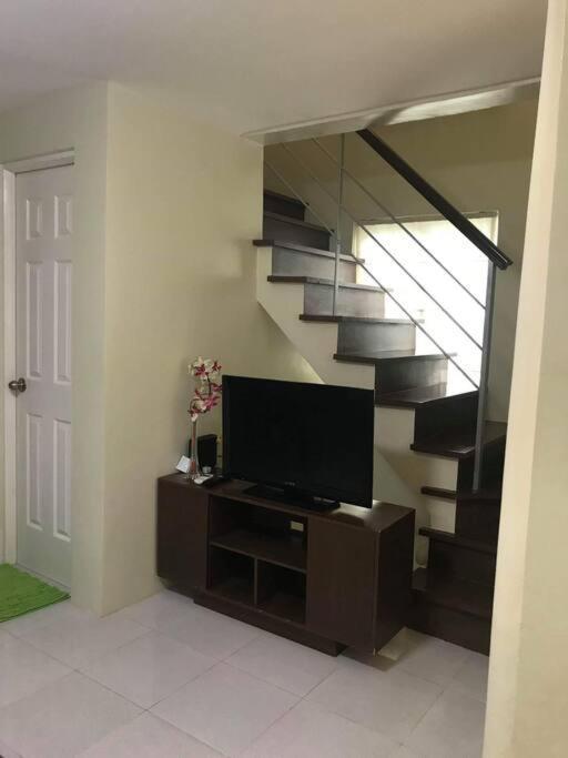 3 Bedrooms 3 Baths Victorian Style Townhouse Fully Furnished Batangas Exterior foto